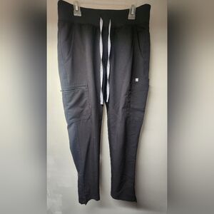 Figs Women's S/Tall Yola Scrub Pants.